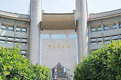 《生化危机4：重制版》箱子上的黄色记号合理吗？